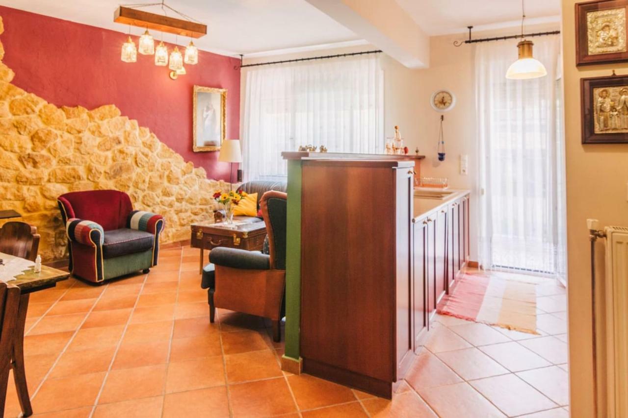 Gallery Home,Downtown, Ioannina. Kültér fotó